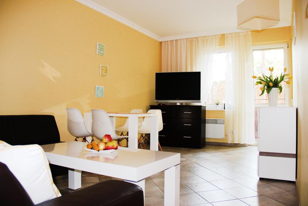 Smm Apartament Gryf Morskie Oko Miedzyzdroje Exteriör bild